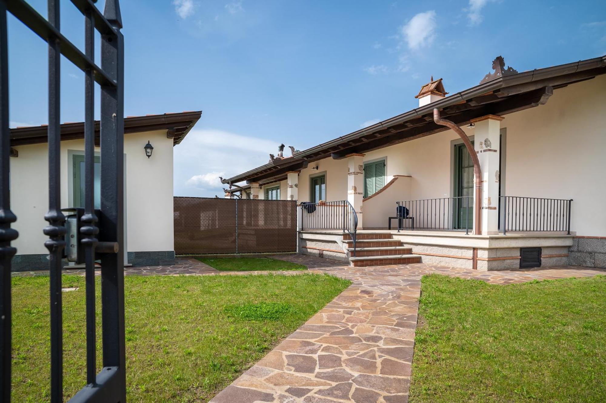 Casa Vacanze Dalla Ci Capezzano Pianore Esterno foto